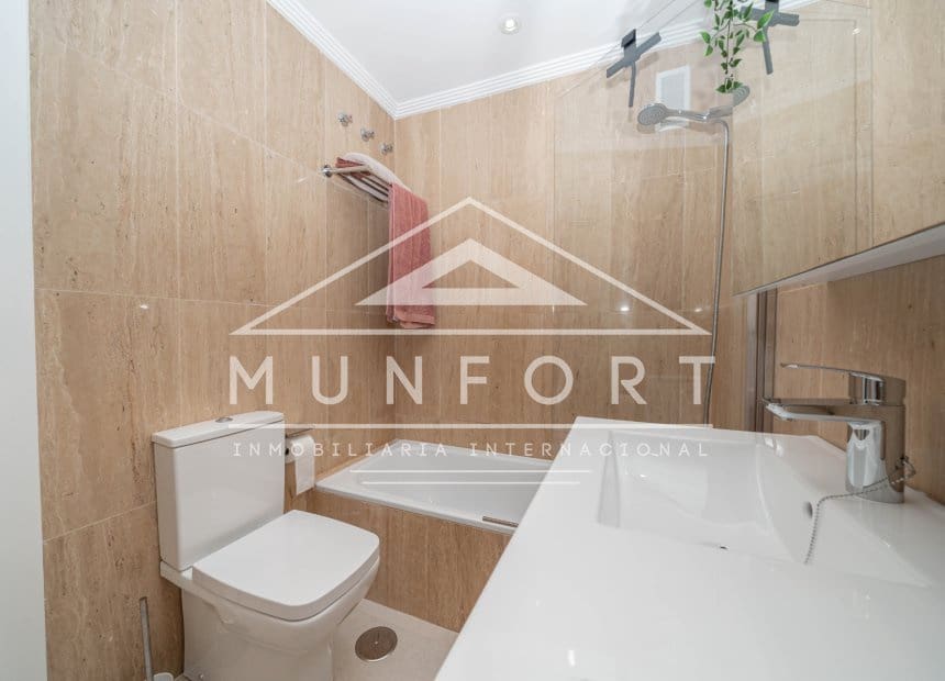 2 soveværelse Lejlighed til salg i Los Alcazares med swimmingpool garage - € 225.000 (Ref: 10130643)