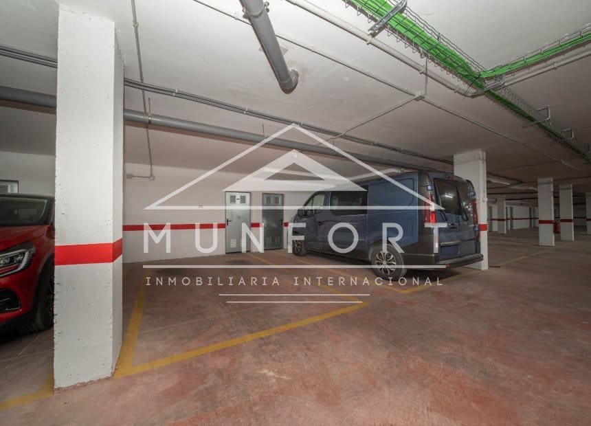 2 soveværelse Lejlighed til salg i Los Alcazares med swimmingpool garage - € 225.000 (Ref: 10130643)