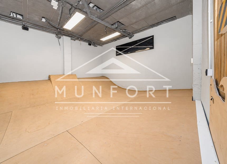 Local Comercial en Guardamar del Segura en venta - 259.000 € (Ref: 10134889)
