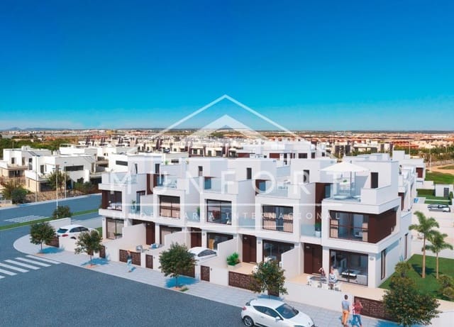 Adosado de 3 habitaciones en Torre de la Horadada, Pilar de la Horadada en venta con piscina garaje - 459.900 € (Ref: 10136735)