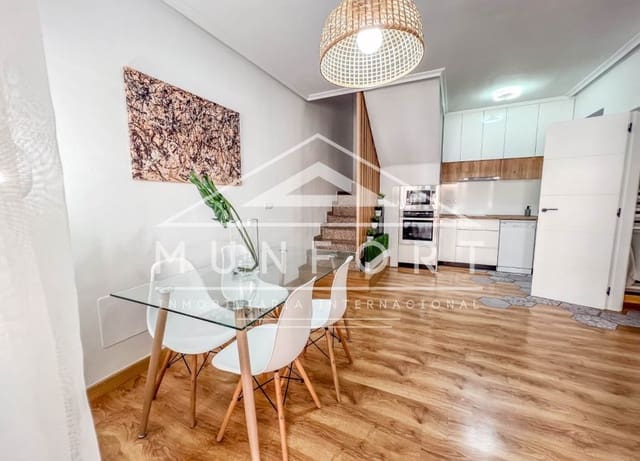 3 makuuhuone Rivitalo myytävänä paikassa Playa Flamenca, Orihuela mukana uima-altaan - 275 900 € (Ref: 10145349)