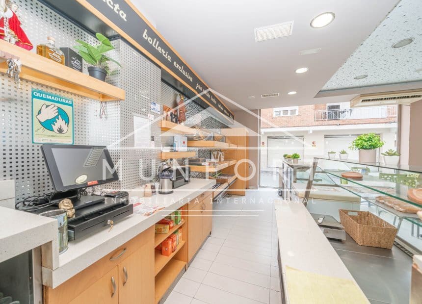 Local Comercial de 2 habitaciones en Lo Pagan en venta - 299.000 € (Ref: 10154121)