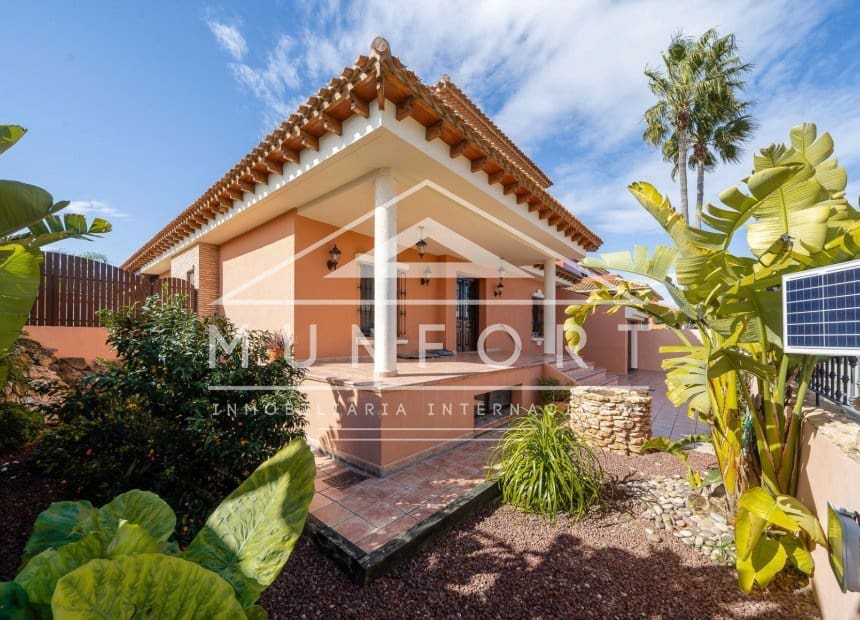 4 sovrum Villa till salu i San Javier med pool garage - 850 000 € (Ref: 10154122)