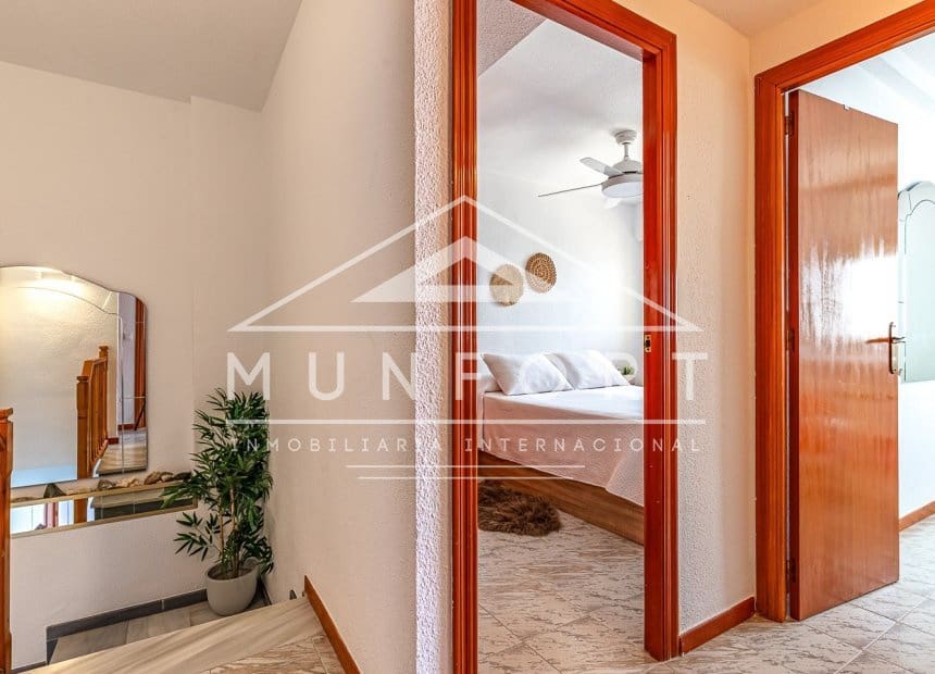 Apartamento de 3 habitaciones en La Manga del Mar Menor en venta con piscina garaje - 259.000 € (Ref: 10154123)