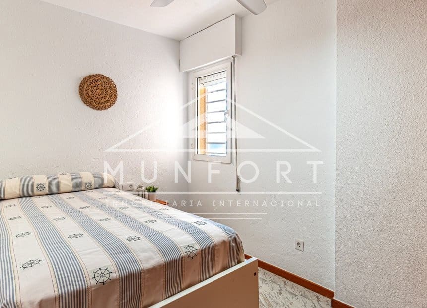 Apartamento de 3 habitaciones en La Manga del Mar Menor en venta con piscina garaje - 259.000 € (Ref: 10154123)