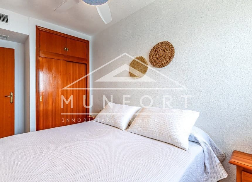 Apartamento de 3 habitaciones en La Manga del Mar Menor en venta con piscina garaje - 259.000 € (Ref: 10154123)