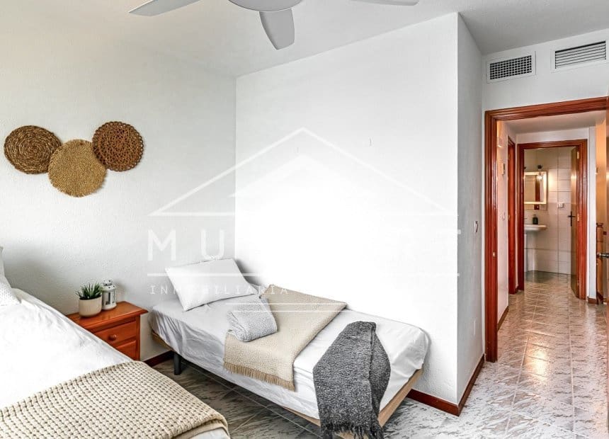 Apartamento de 3 habitaciones en La Manga del Mar Menor en venta con piscina garaje - 259.000 € (Ref: 10154123)