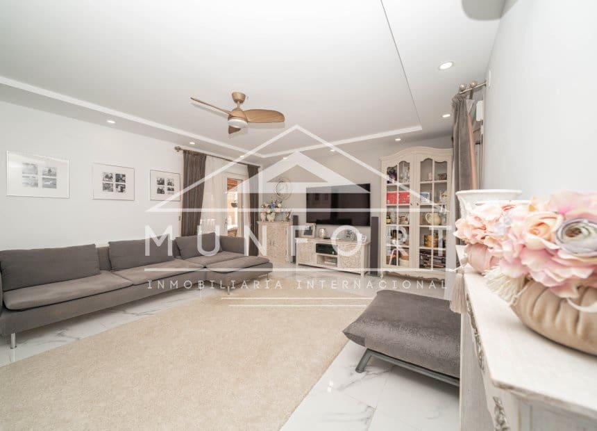4 soveværelse Villa til salg i Pinar de Campoverde med swimmingpool garage - € 395.000 (Ref: 10154340)