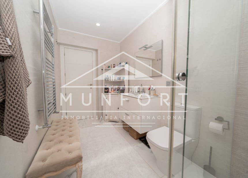 4 soveværelse Villa til salg i Pinar de Campoverde med swimmingpool garage - € 395.000 (Ref: 10154340)
