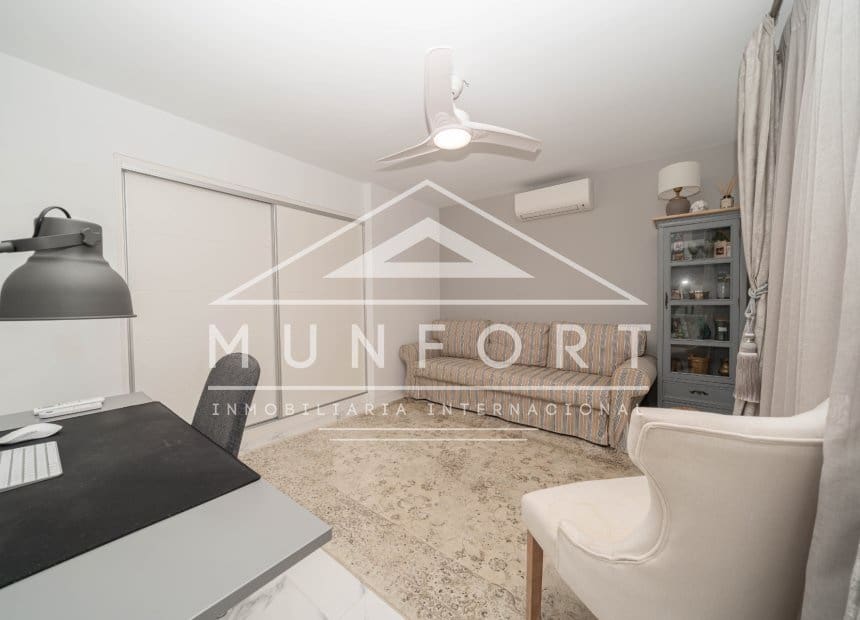4 soveværelse Villa til salg i Pinar de Campoverde med swimmingpool garage - € 395.000 (Ref: 10154340)