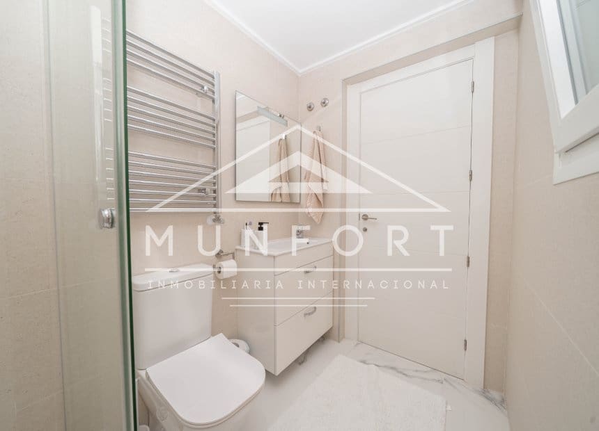 4 soveværelse Villa til salg i Pinar de Campoverde med swimmingpool garage - € 395.000 (Ref: 10154340)