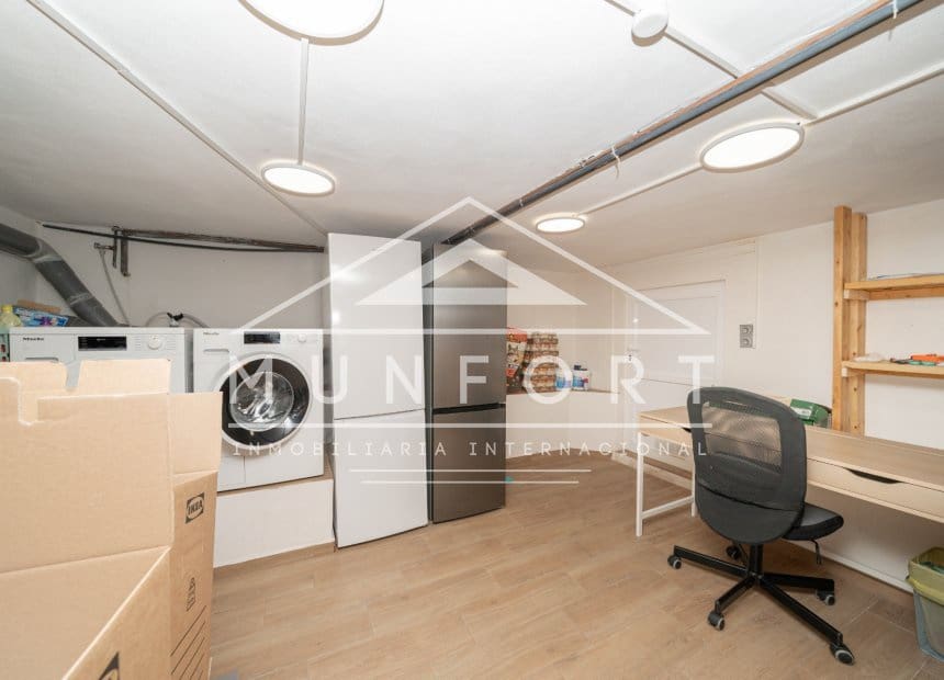 4 soveværelse Villa til salg i Pinar de Campoverde med swimmingpool garage - € 395.000 (Ref: 10154340)