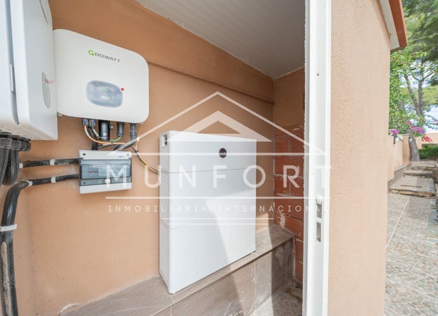 4 soveværelse Villa til salg i Pinar de Campoverde med swimmingpool garage - € 395.000 (Ref: 10154340)