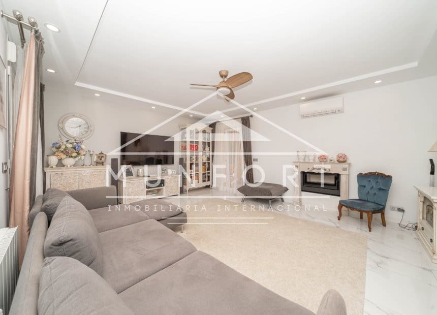4 soveværelse Villa til salg i Pinar de Campoverde med swimmingpool garage - € 395.000 (Ref: 10154340)