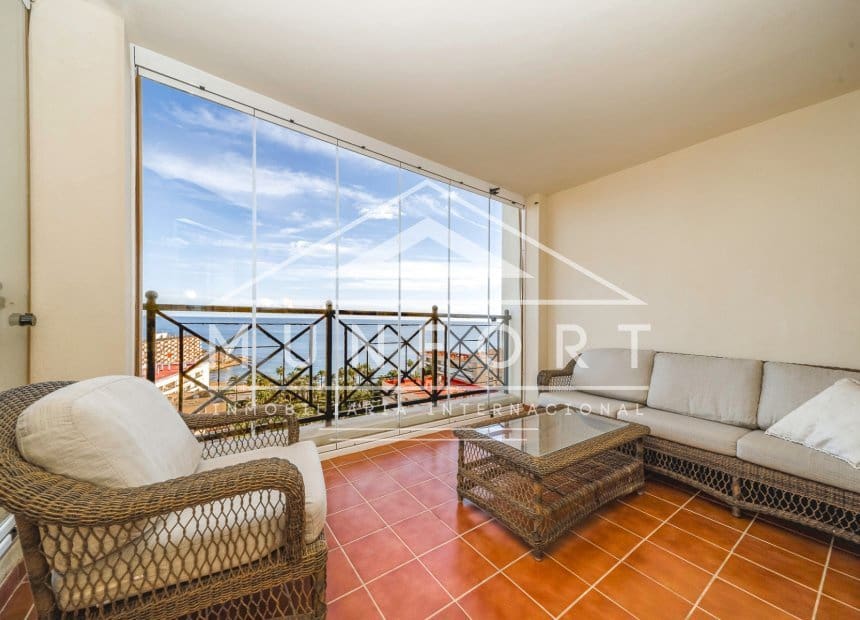 3 makuuhuone Huoneisto myytävänä paikassa Torrevieja mukana uima-altaan - 359 000 € (Ref: 10155887)