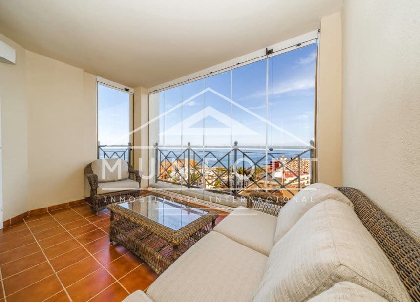 3 makuuhuone Huoneisto myytävänä paikassa Torrevieja mukana uima-altaan - 359 000 € (Ref: 10155887)