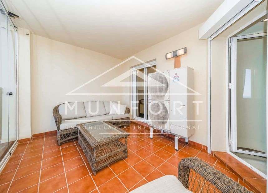 3 makuuhuone Huoneisto myytävänä paikassa Torrevieja mukana uima-altaan - 359 000 € (Ref: 10155887)
