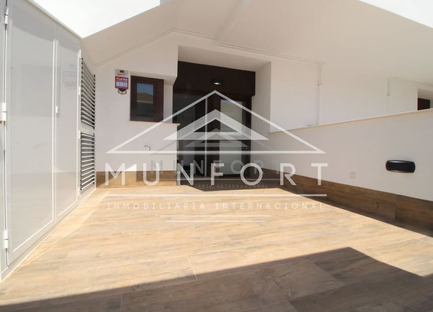2 bedroom Bungalow for sale in San Pedro del Pinatar with pool - € 239,900 (Ref: 10156184)