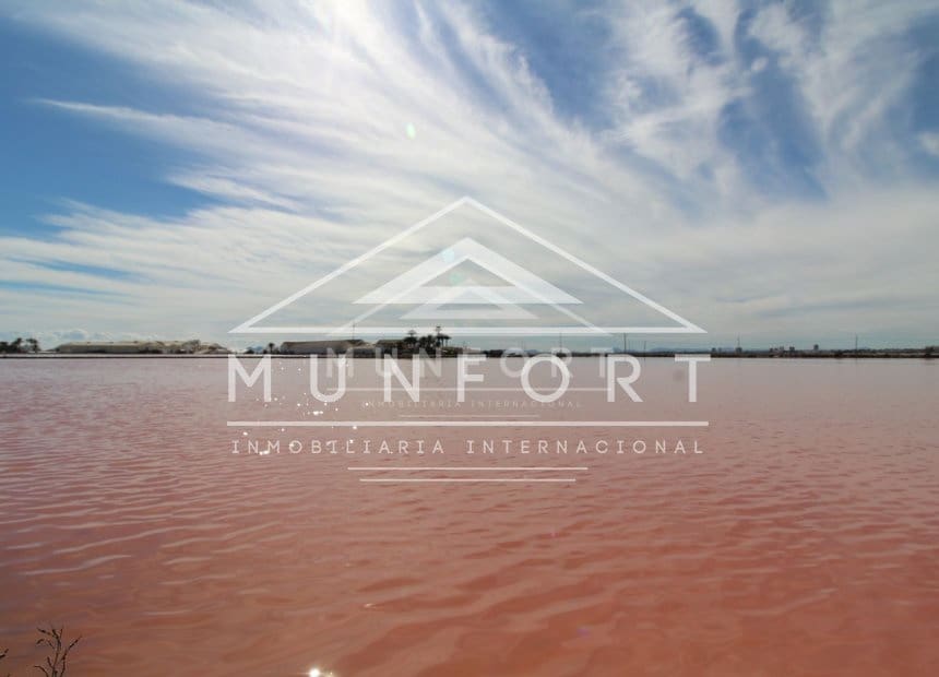2 bedroom Bungalow for sale in San Pedro del Pinatar with pool - € 239,900 (Ref: 10156184)