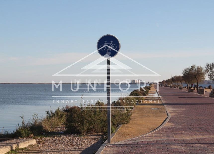 2 bedroom Bungalow for sale in San Pedro del Pinatar with pool - € 239,900 (Ref: 10156184)