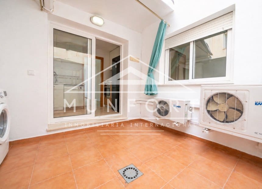 2 Zimmer Apartment zu verkaufen in San Cayetano mit Pool Garage - 149.900 € (Ref: 10156190)