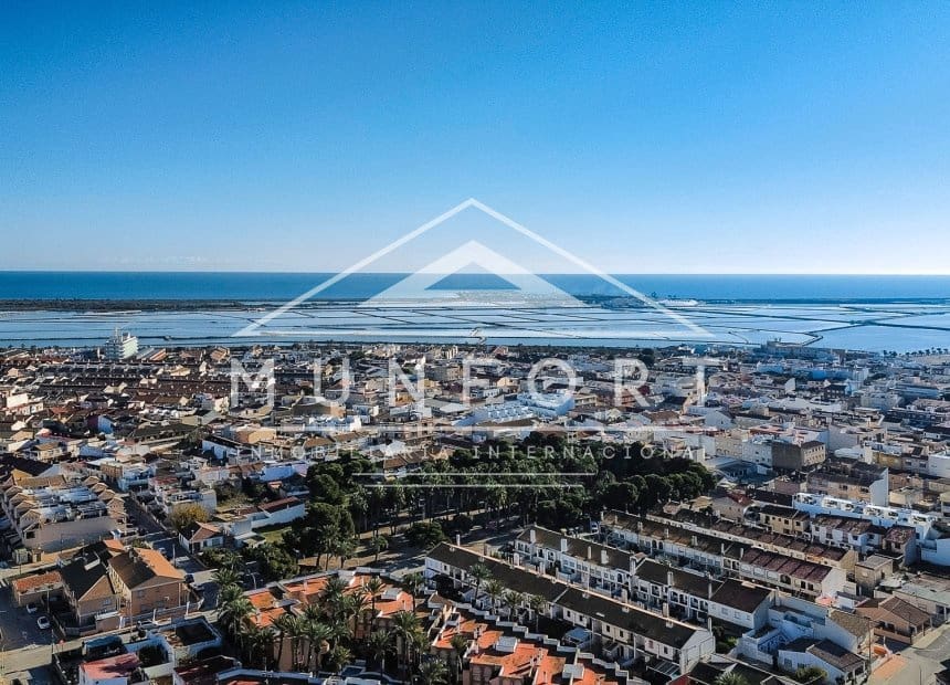 7 slaapkamer Villa te koop in Los Cuarteros met garage - € 1.289.000 (Ref: 10156800)