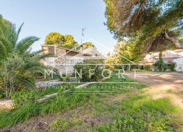 7 slaapkamer Villa te koop in Los Cuarteros, San Pedro del Pinatar met garage - € 1.289.000 (Ref: 10156800)