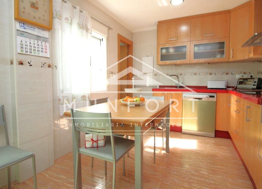 4 bedroom Townhouse for sale in Los Alcazares with garage - € 269,900 (Ref: 10156805)