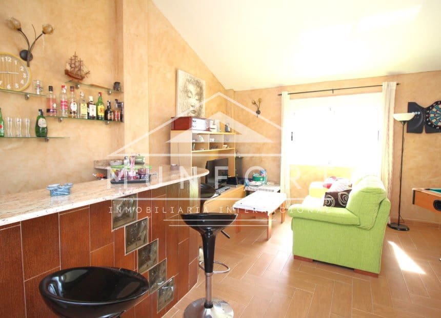 4 bedroom Townhouse for sale in Los Alcazares with garage - € 269,900 (Ref: 10156805)