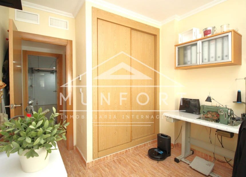 4 bedroom Townhouse for sale in Los Alcazares with garage - € 269,900 (Ref: 10156805)