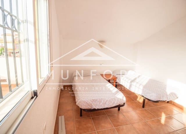 3 slaapkamer Rijtjeshuis te koop in Torre de la Horadada, Pilar de la Horadada met zwembad garage - € 329.900 (Ref: 10156951)