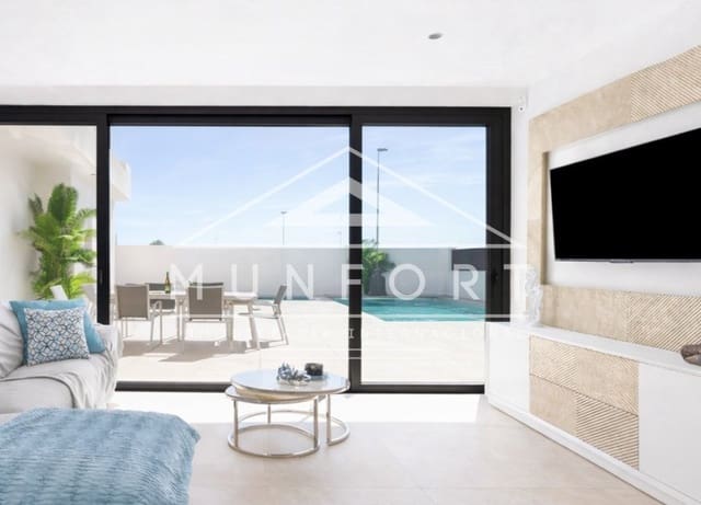 2 chambre Villa/Maison à vendre à Las Lomas de Rame - Bahía Bella, Los Alcázares avec piscine garage - 439 000 € (Ref: 10158125)