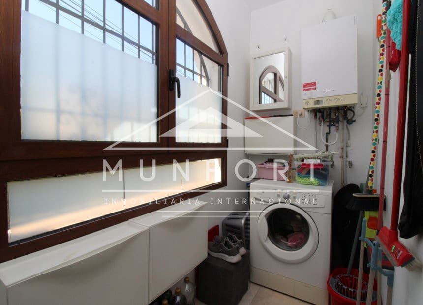 4 soveværelse Villa til salg i Villamartin med swimmingpool garage - € 700.000 (Ref: 10158347)