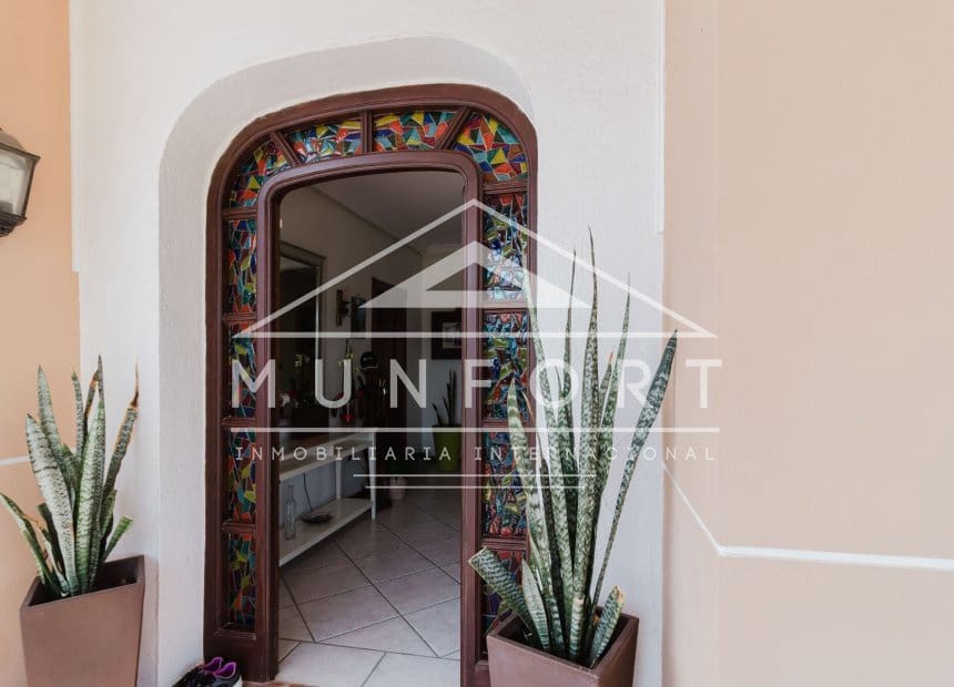 5 soveværelse Villa til salg i Torrevieja med swimmingpool garage - € 950.000 (Ref: 10158353)
