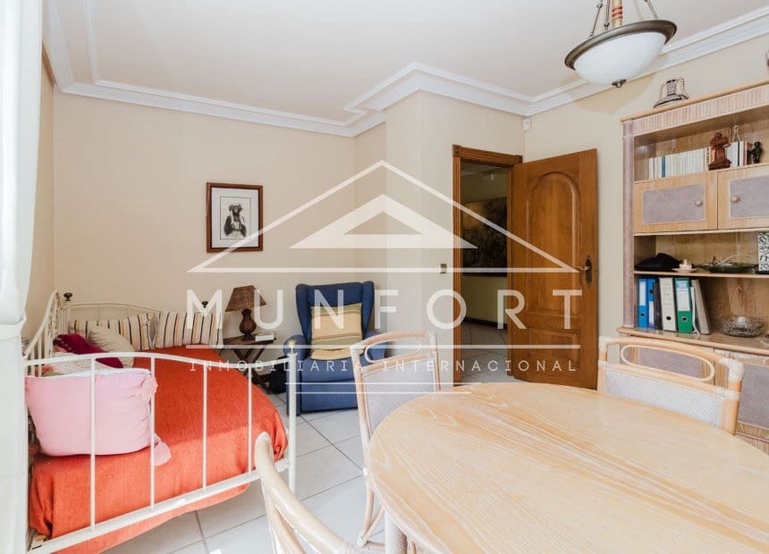 5 soveværelse Villa til salg i Torrevieja med swimmingpool garage - € 950.000 (Ref: 10158353)