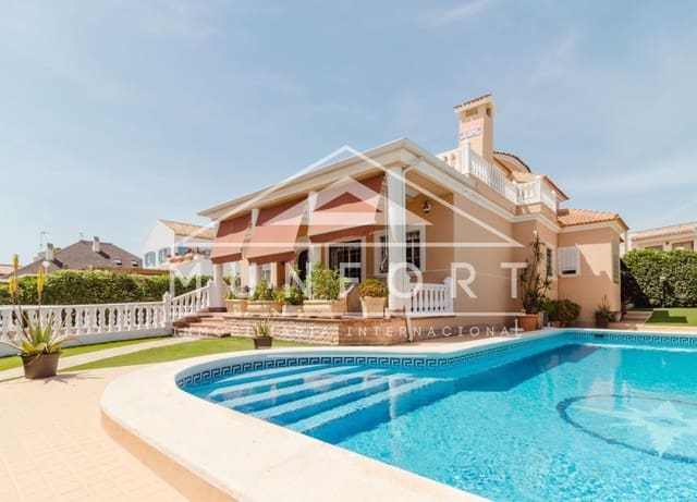 5 soveværelse Villa til salg i Cañada del Molino, Torrevieja med swimmingpool garage - € 950.000 (Ref: 10158353)