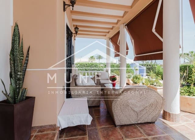 5 soveværelse Villa til salg i Cañada del Molino, Torrevieja med swimmingpool garage - € 950.000 (Ref: 10158353)