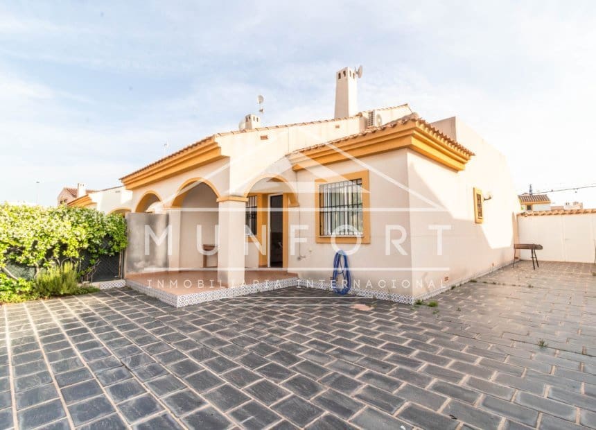 3 bedroom Terraced Villa for sale in Torre de la Horadada with pool garage - € 329,900 (Ref: 10158355)