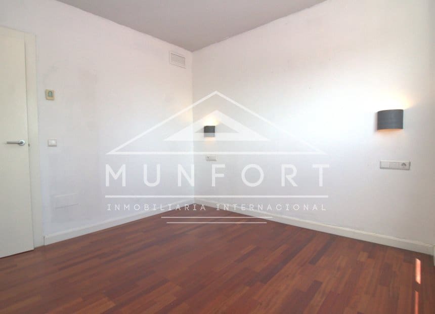 5 bedroom Villa for sale in La Manga del Mar Menor with pool - € 685,000 (Ref: 10159987)