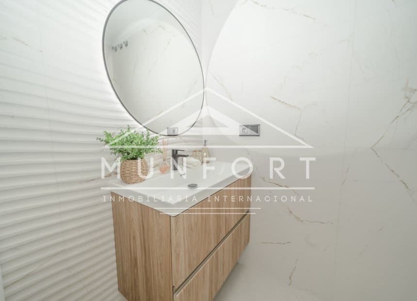 Chalet de 3 habitaciones en San Pedro del Pinatar en venta con piscina garaje - 489.000 € (Ref: 10160109)