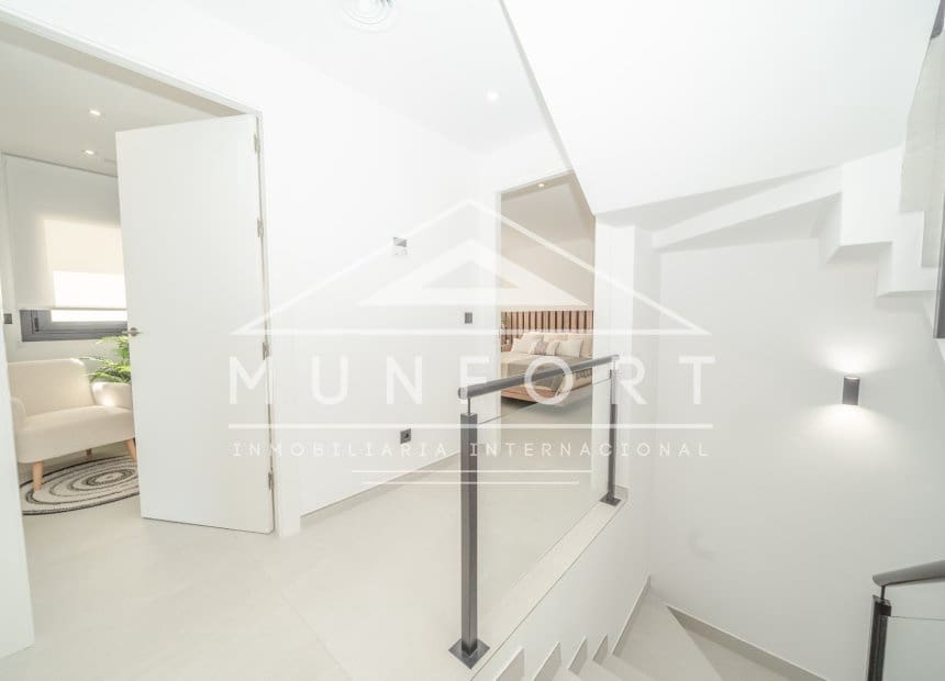 Chalet de 3 habitaciones en San Pedro del Pinatar en venta con piscina garaje - 489.000 € (Ref: 10160109)