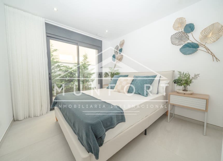 Chalet de 3 habitaciones en San Pedro del Pinatar en venta con piscina garaje - 489.000 € (Ref: 10160109)