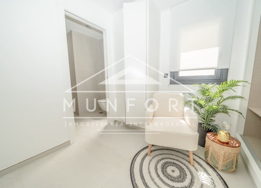 Chalet de 3 habitaciones en San Pedro del Pinatar en venta con piscina garaje - 489.000 € (Ref: 10160109)