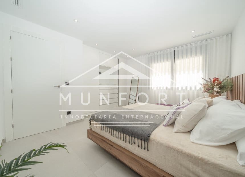 Chalet de 3 habitaciones en San Pedro del Pinatar en venta con piscina garaje - 489.000 € (Ref: 10160109)