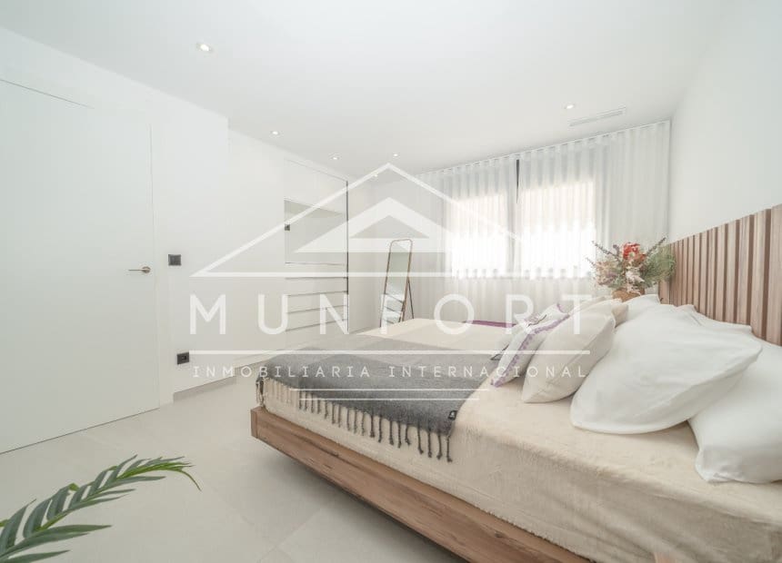 Chalet de 3 habitaciones en San Pedro del Pinatar en venta con piscina garaje - 489.000 € (Ref: 10160109)