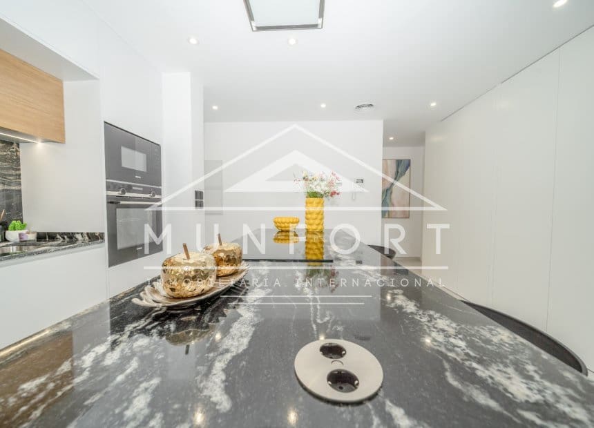 Chalet de 3 habitaciones en San Pedro del Pinatar en venta con piscina garaje - 489.000 € (Ref: 10160109)