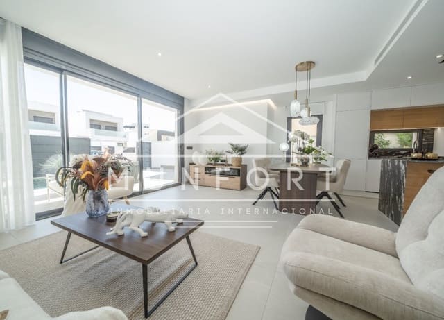 Chalet de 3 habitaciones en San Pedro del Pinatar ciudad, San Pedro del Pinatar en venta con piscina garaje - 489.000 € (Ref: 10160109)