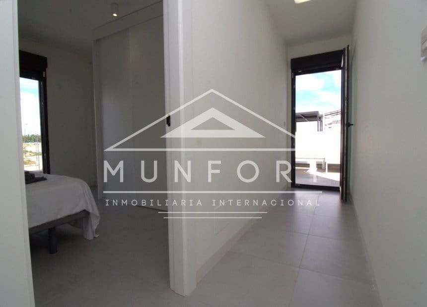 3 bedroom Villa for sale in Roldan with pool - € 419,900 (Ref: 10160110)
