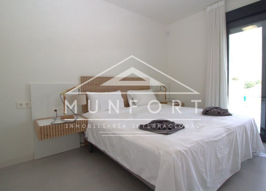 3 bedroom Villa for sale in Roldan with pool - € 419,900 (Ref: 10160110)