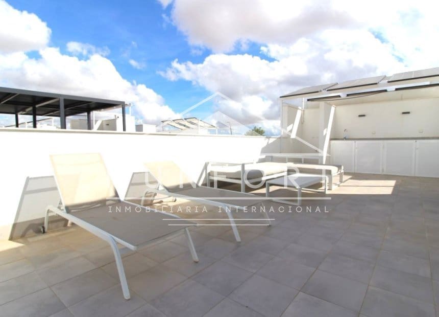 3 bedroom Villa for sale in Roldan with pool - € 419,900 (Ref: 10160110)